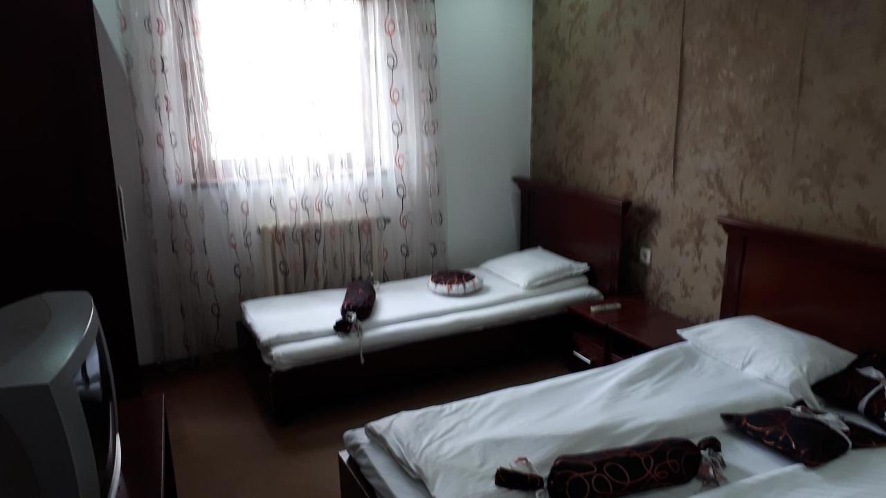 Hotel Alem サラエヴォ エクステリア 写真