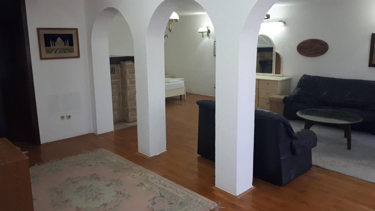 Hotel Alem サラエヴォ エクステリア 写真